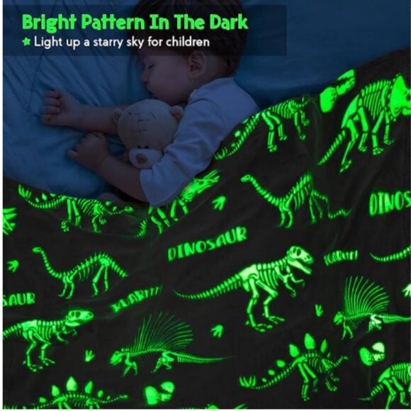 NIP Glow In The Dark Dinosaur Skeleton Fossil Fleece Blanket 50x60 Kids Soft Fun - Picture 1 of 6